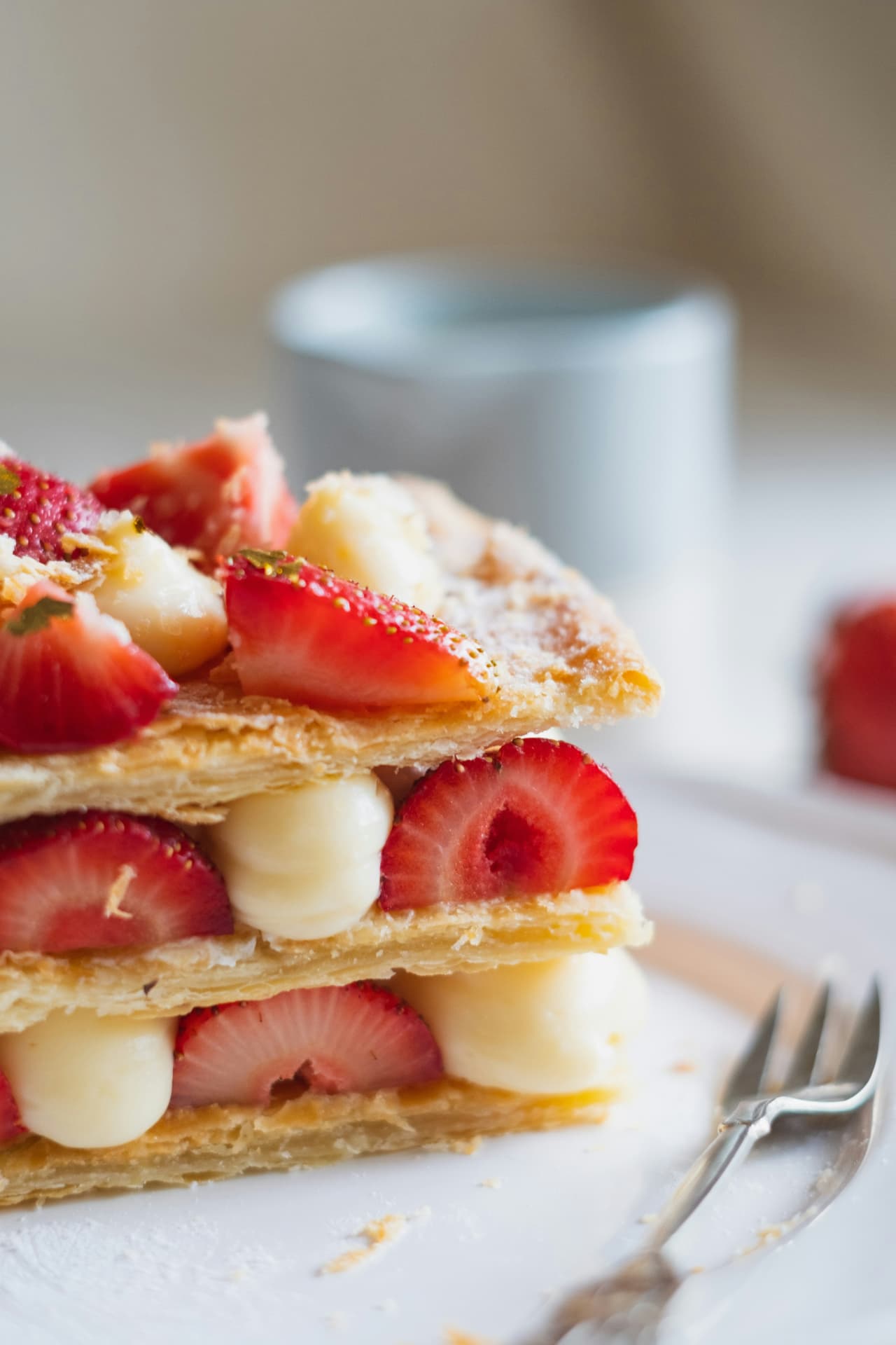 Mille-feuille aux fraises et crème pâtissière végétale