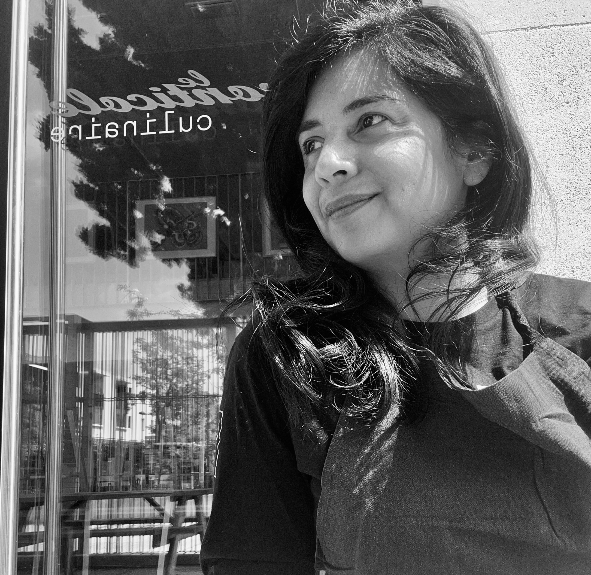 Astrid, fondatrice d'ALIMA, dans sa cuisine à Marseille